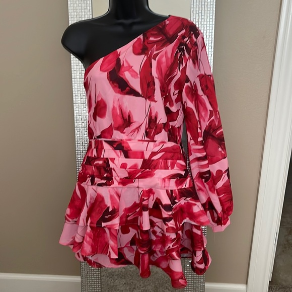 Dress - Picture 2 of 7